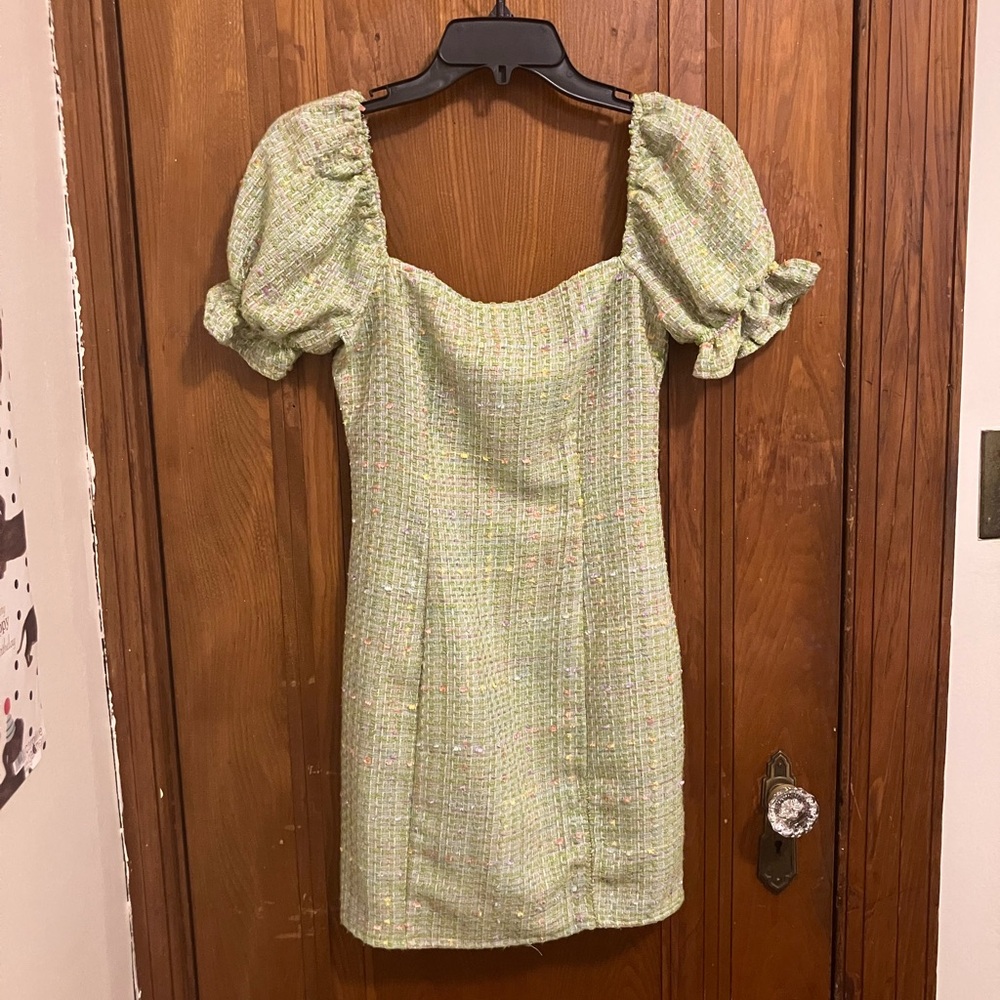 Green gingham plaid mini dress, puffy sleeves